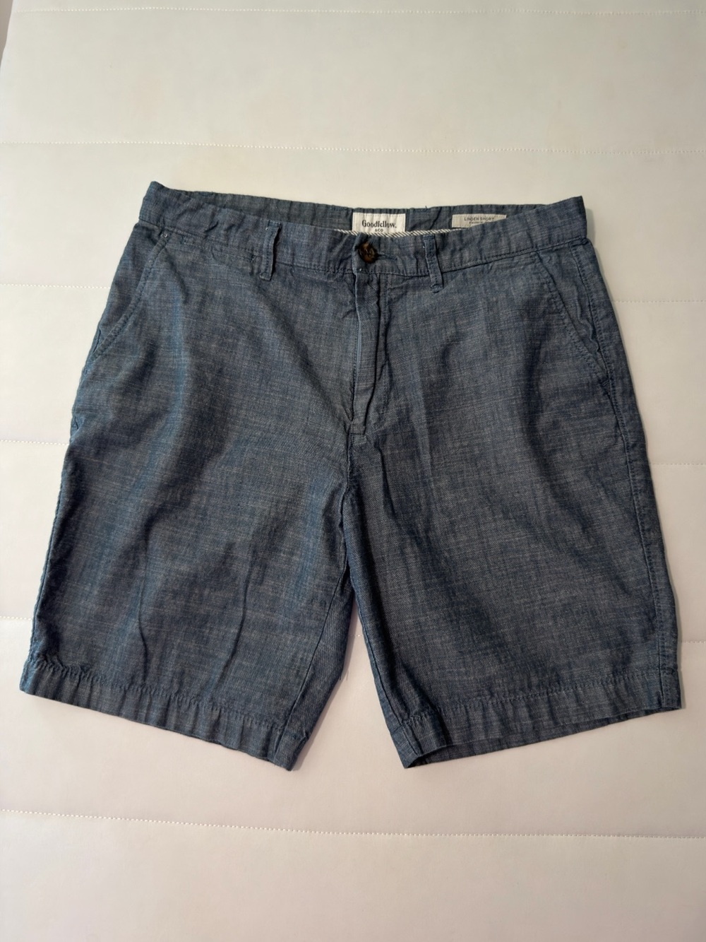 Goodiellow & Co Blue Chambray Flat Front women’s 100% cotton size 32